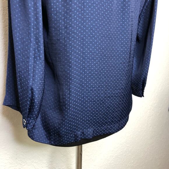 Cabi navy blue swiss dot knot tie front top size Small #5525 - Picture 12 of 16